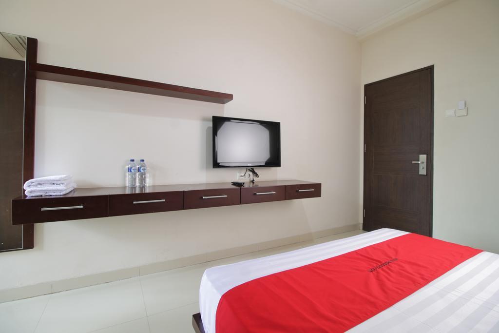 Reddoorz Plus Near Ambassador Mall Jakarta Ngoại thất bức ảnh