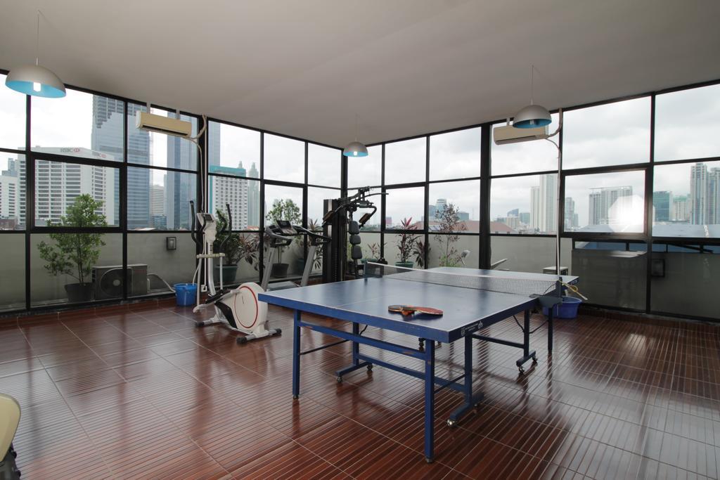 Reddoorz Plus Near Ambassador Mall Jakarta Ngoại thất bức ảnh